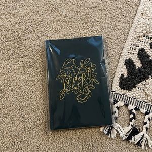 The Daily Grace Co Prayer Journal